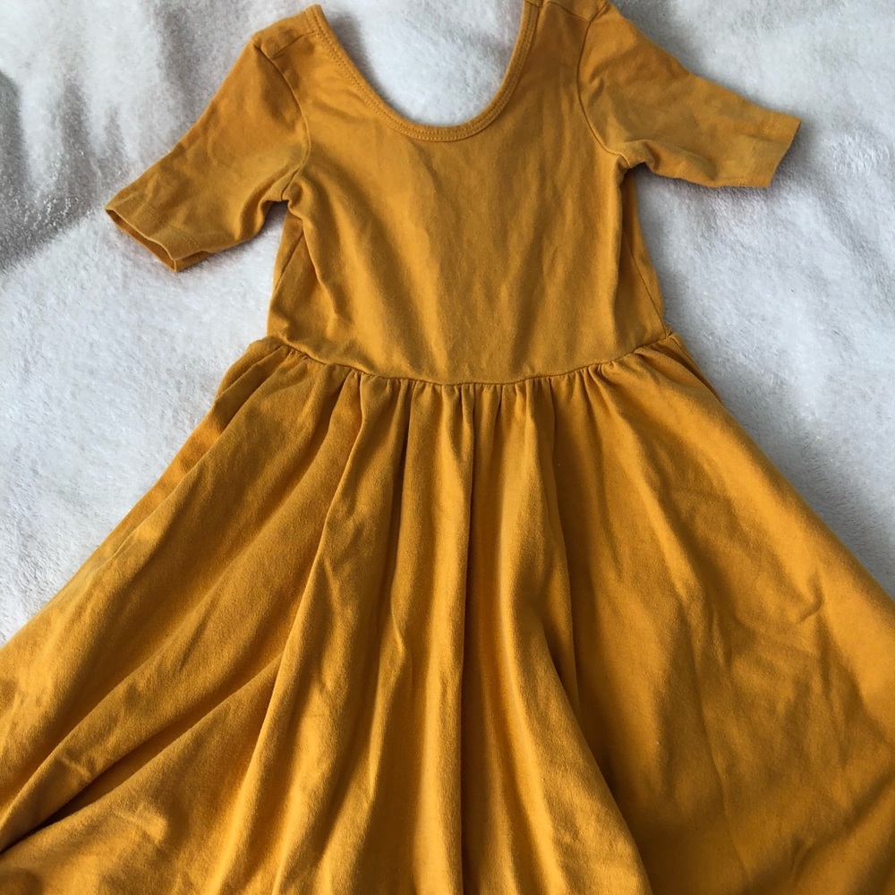 Alice & Ames mustard dress size 6